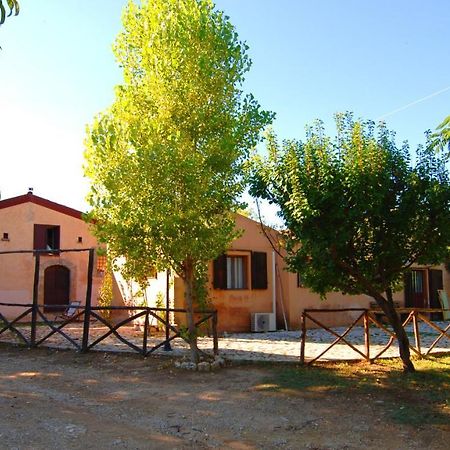 Agriturismo Terra Di Pace Noto Dış mekan fotoğraf